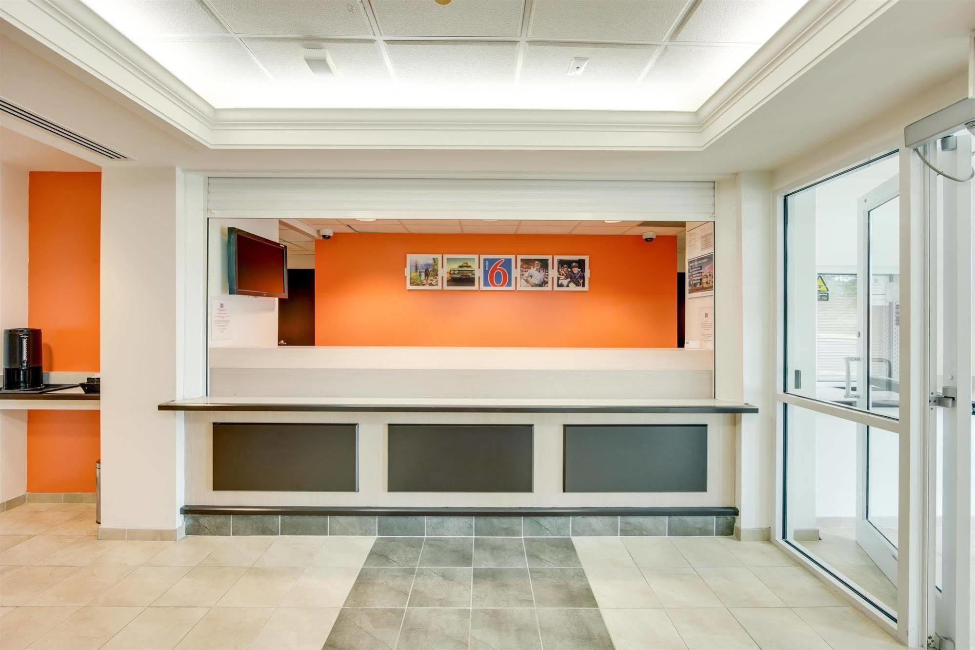 Motel 6-Brampton, On - Toronto Exteriör bild