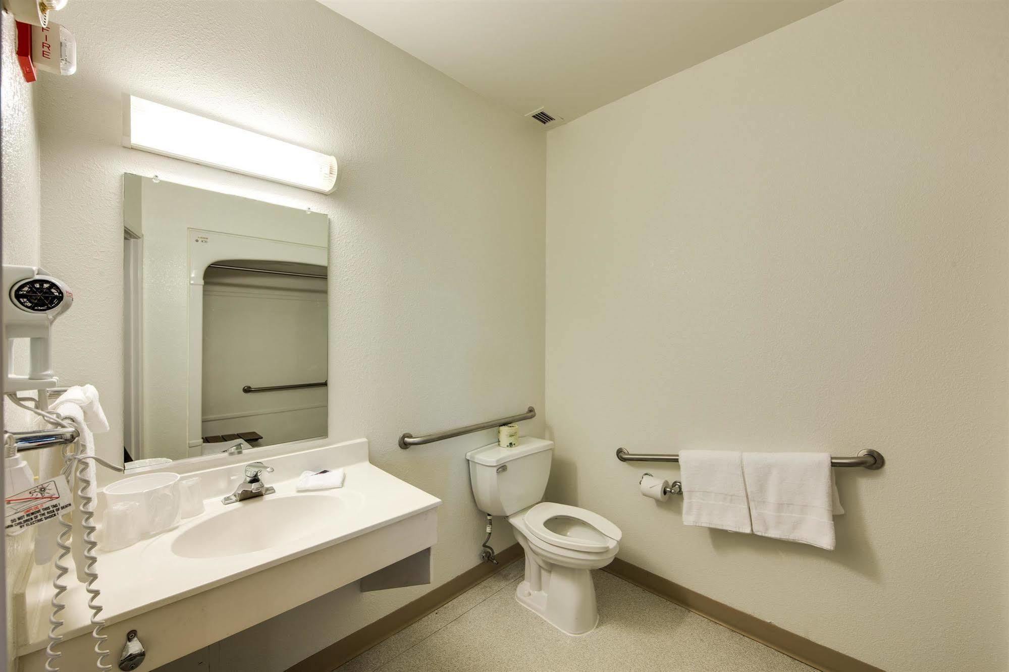 Motel 6-Brampton, On - Toronto Exteriör bild